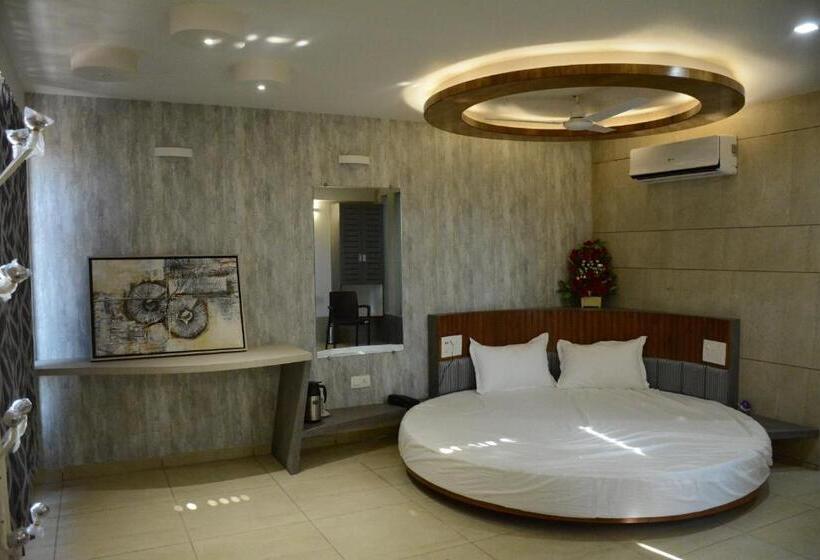 סוויטה, Darshan Naroda