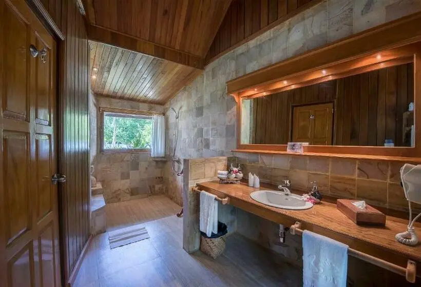 スーペリアキャビン, Gangga Island Resort & Spa
