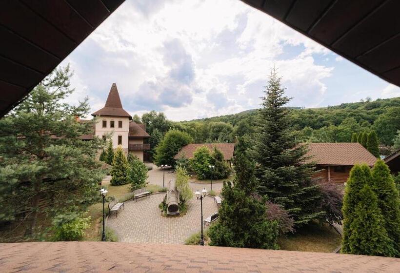 Номер Стандарт с Балконом, Recreation Complex Volnogora