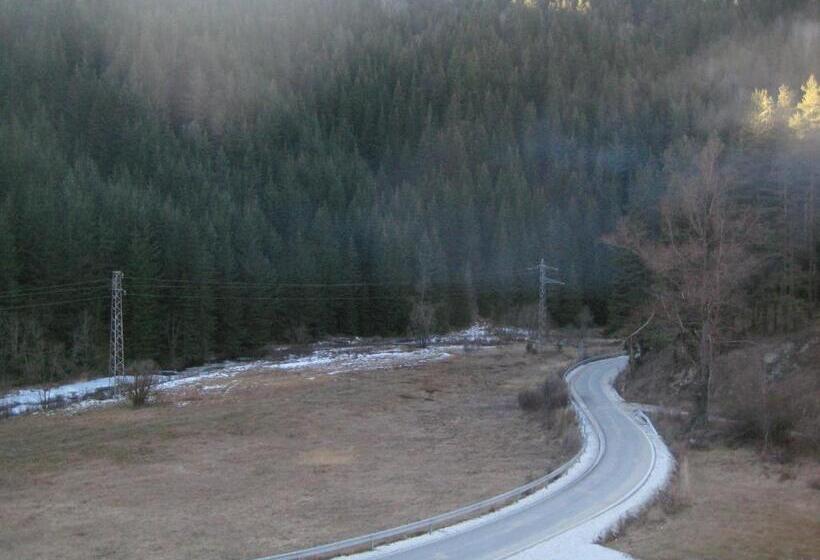 غرفة قياسية ثلاثية مزودة بشرفة, Restaurant Popini Laki