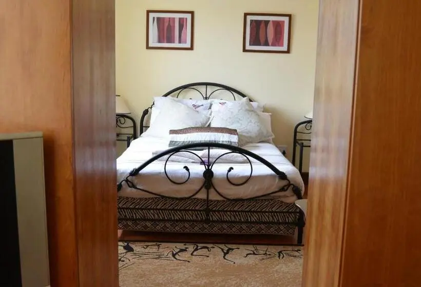 デラックスルーム, Natalie Guesthouse