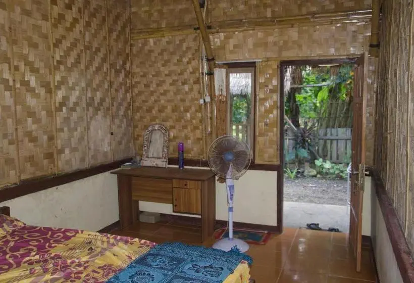 エコノミールーム, Red Island Bungalows