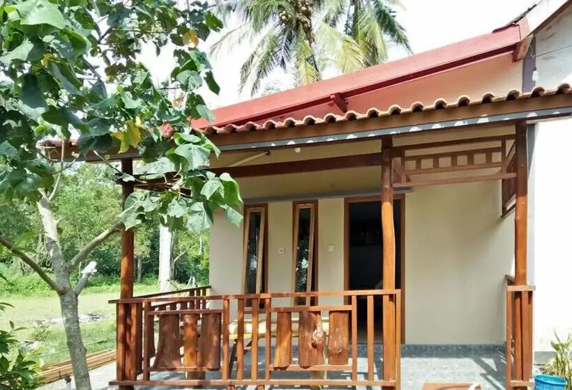 デラックスファミリールーム, Red Island Bungalows