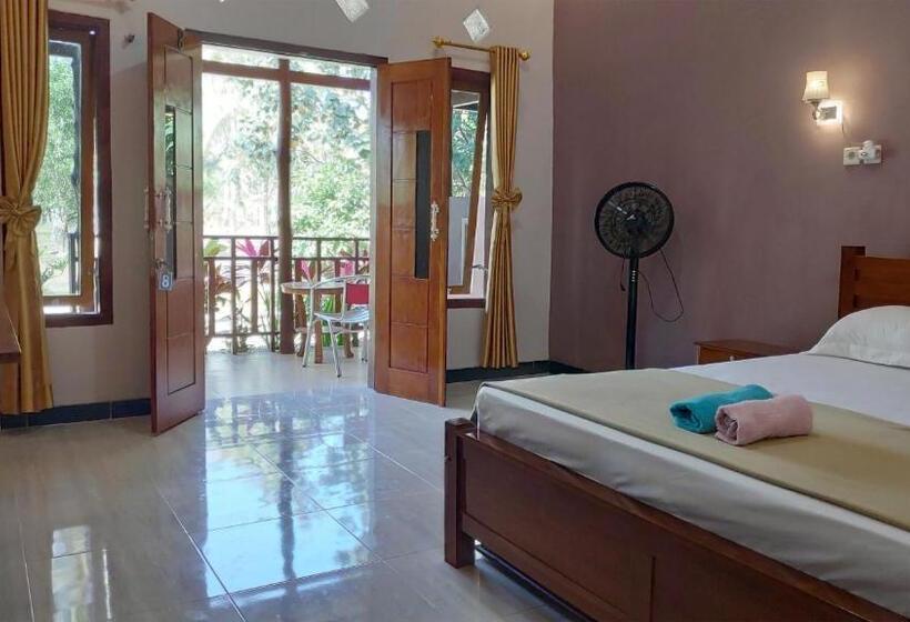 Kertre Néző Standard Bungalow, Red Island Bungalows