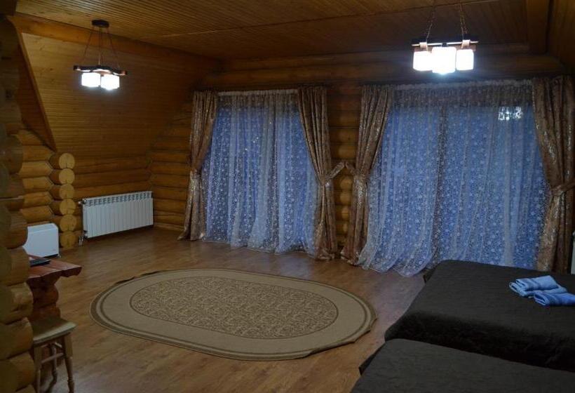 غرفة عائلية, Sadyba Pikuy