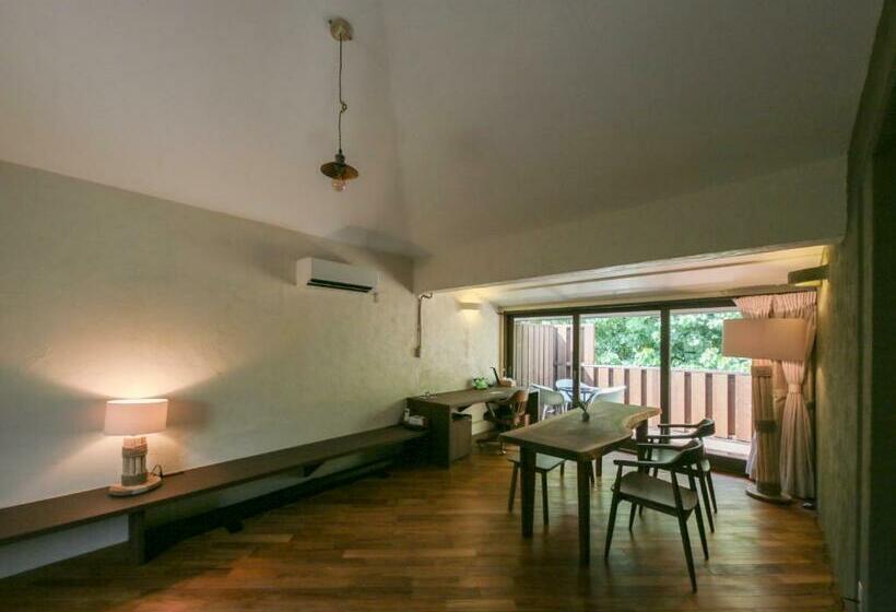 جناح ديلوكس, Tetsuya