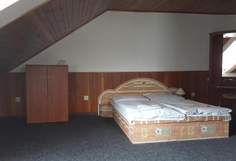 ファミリールーム, Pension Milštejn