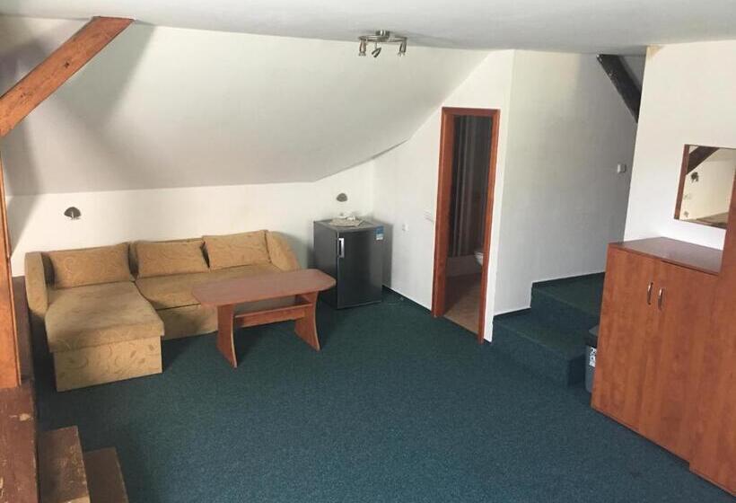 Семейный Номер, Pension Milštejn