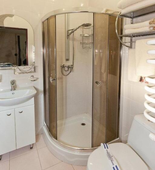 סוויטת ג'וניור, Kamyanka