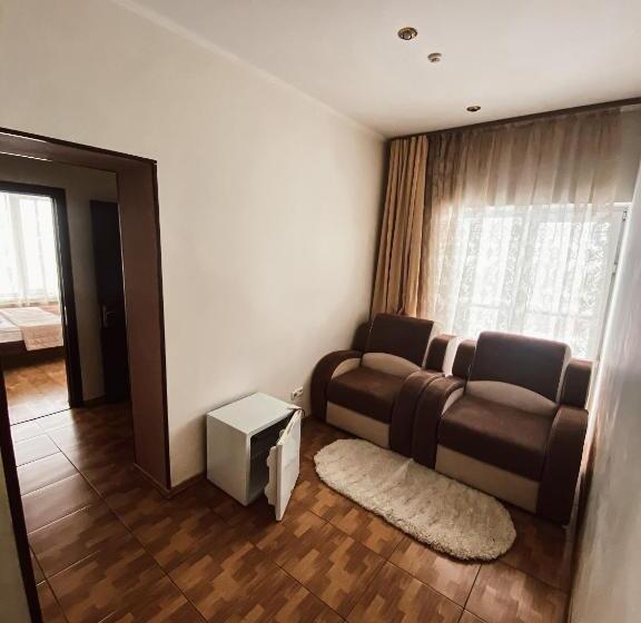 סוויטת ג'וניור סופריור, Kamyanka