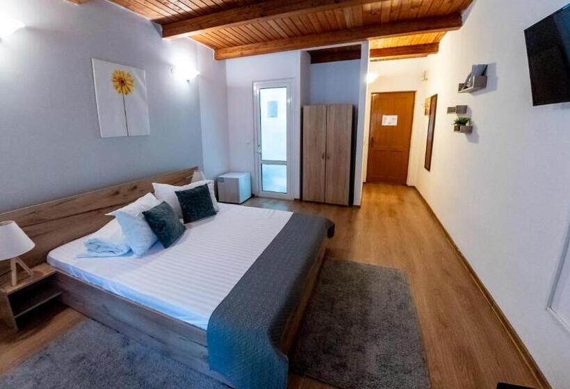 סוויטה, Valea Lui Liman