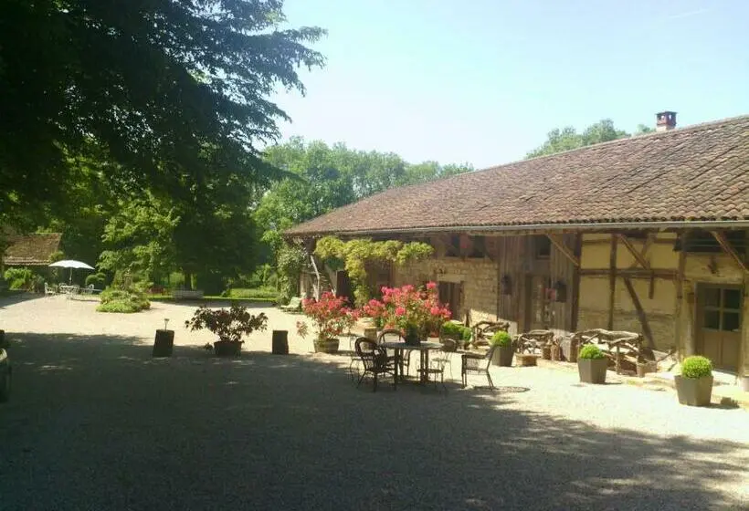 スタンダードルーム, La Ferme De Marie Eugénie