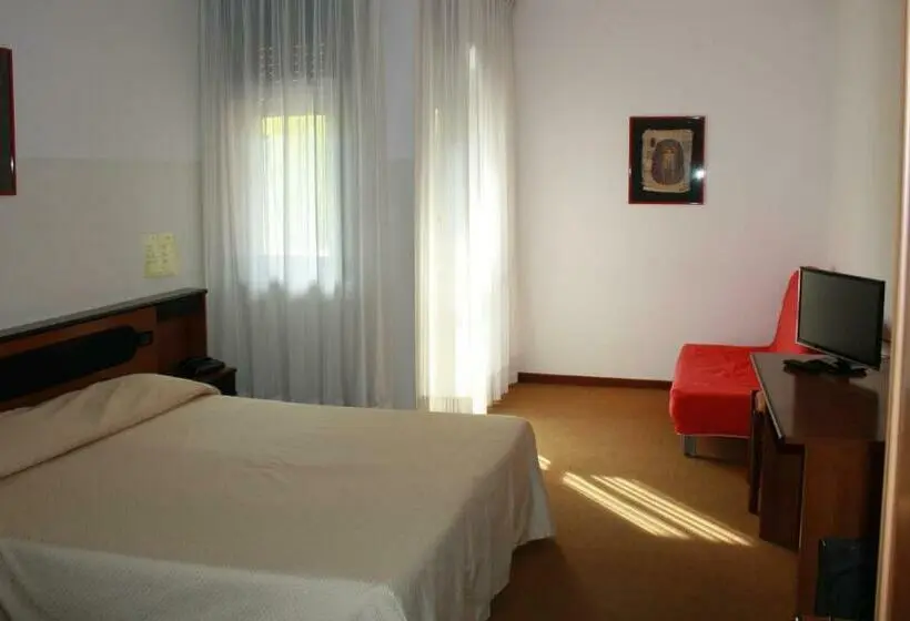 スタンダードトリプルルーム, Albergo Ristorante Cicin