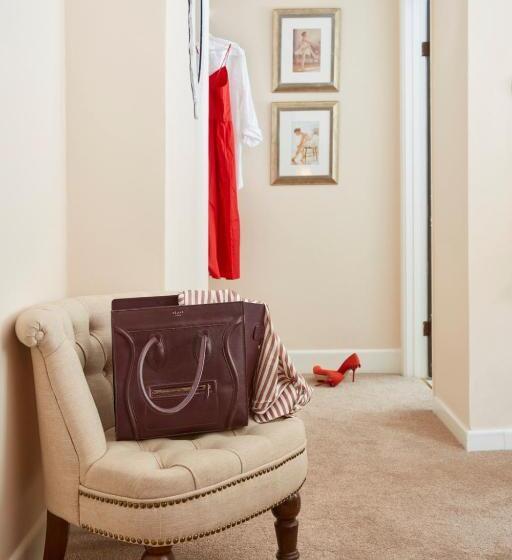 غرفة قياسية سرير كينج, Limestone