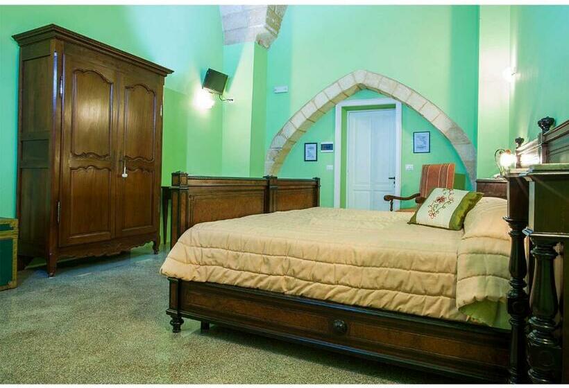 חדר פרמיום לארבעה, Palazzo Mellacqua