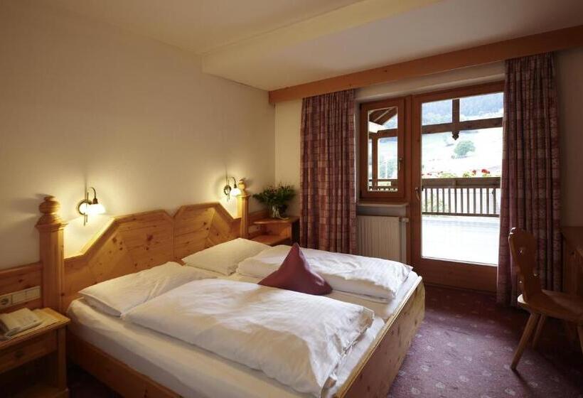 컴포트 룸, Zum Löwen   Al Leone