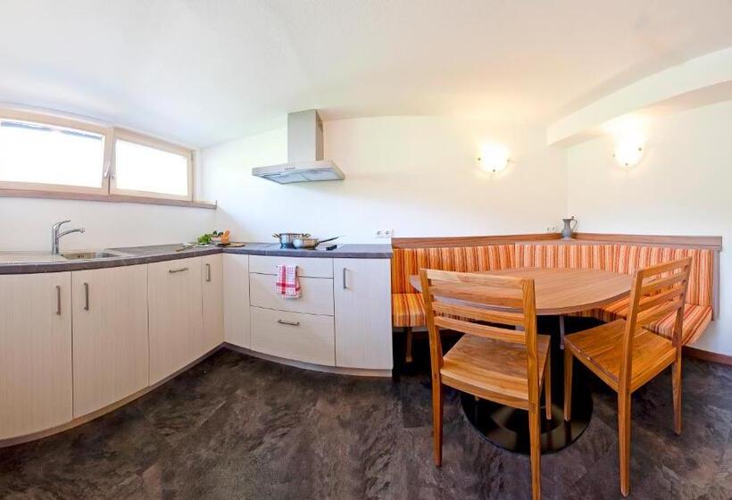 스탠다드 스튜디오, Zum Löwen   Al Leone