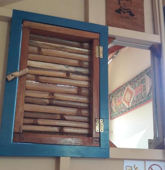 스탠다드 룸 공동 욕실, La Urraca Loca Hostel