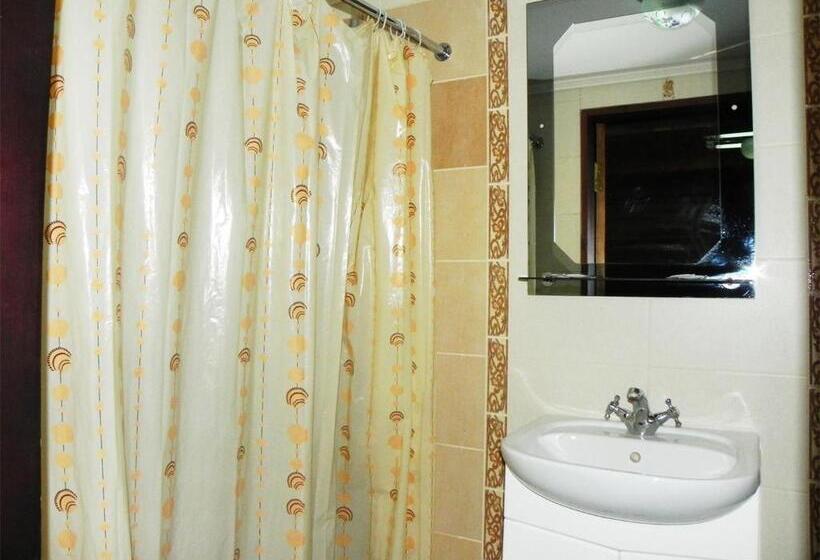 Casa 1 Dormitorio, And Restaurant Complex Skolmo