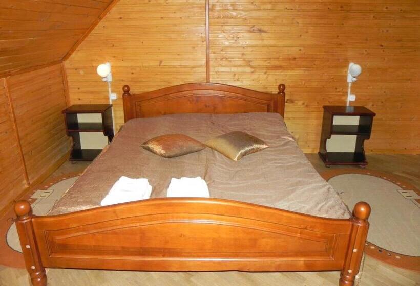 家庭间, And Restaurant Complex Skolmo