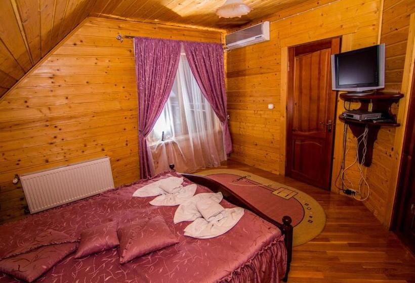 Семейный Номер, And Restaurant Complex Skolmo