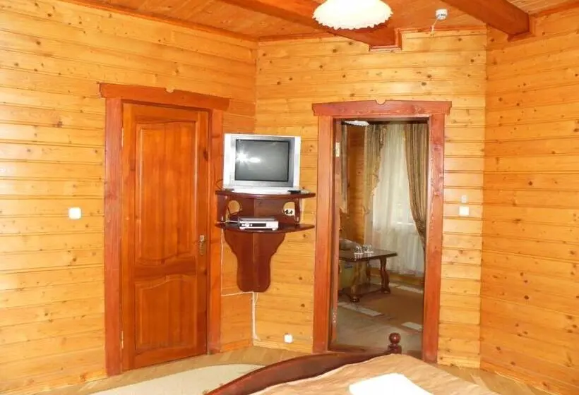 Family Room, And Restaurant Complex Skolmo