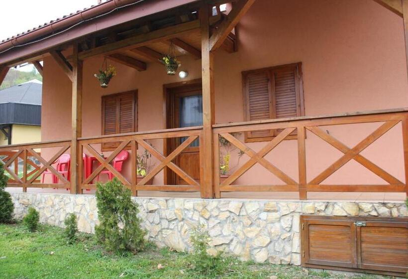 带1个卧室的带阳台的公寓, Apartmany U Janka Vinné Jazero