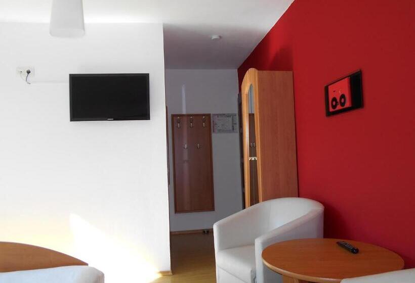 חדר סטנדרט לשלושה, Casa Rudi & Ella