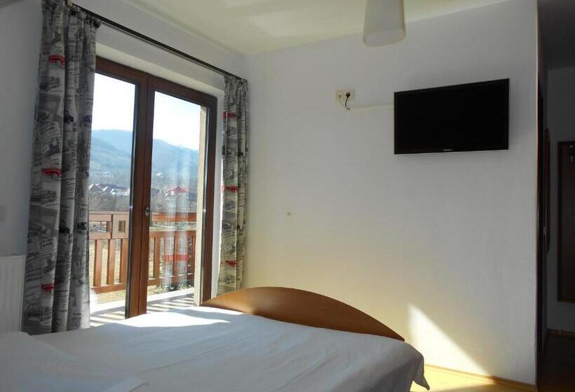 חדר סטנדרט לשלושה, Casa Rudi & Ella