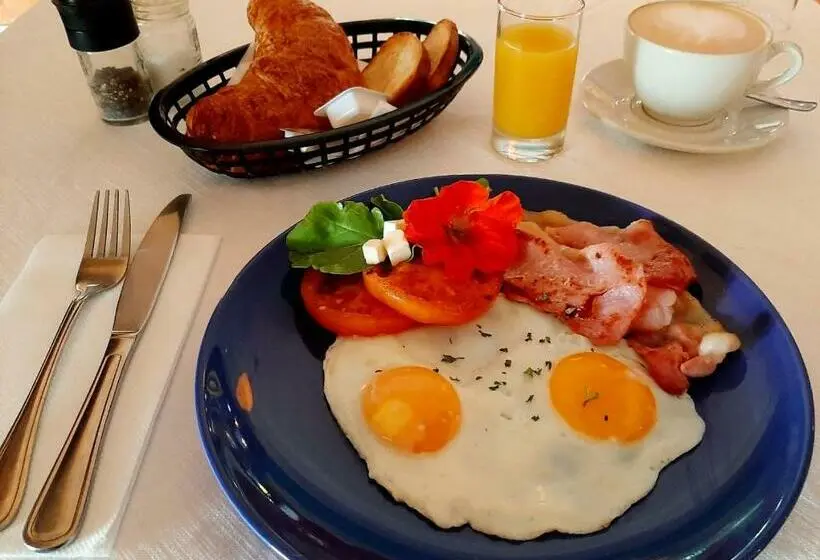 シャレー1寝室, Pascal's Of Napier