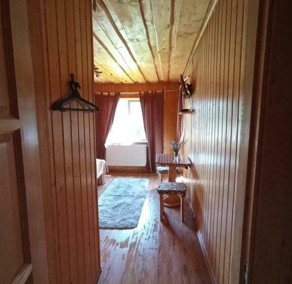 غرفة قياسية, Sadyba Sunny House