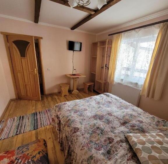 Семейный Номер Deluxe, Sadyba Sunny House