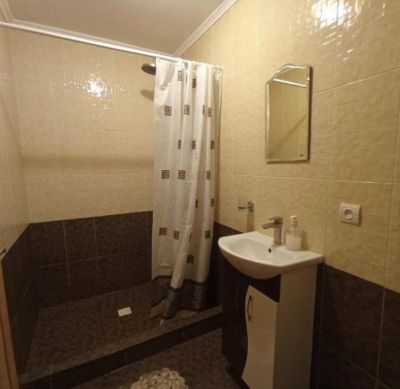 Дом 1 Спальня, Sadyba Sunny House