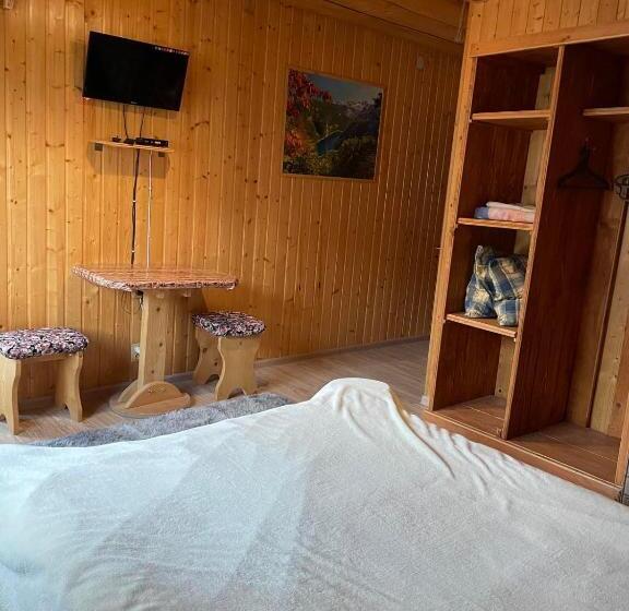 Дом 1 Спальня, Sadyba Sunny House