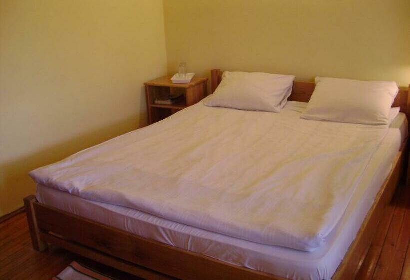 חדר סטנדרט, Pensiunea Popasul Iancului