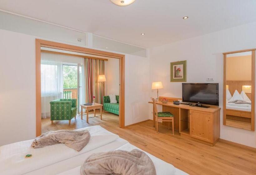 جناح جونيور, Sport & Familienhotel Bärenwirt