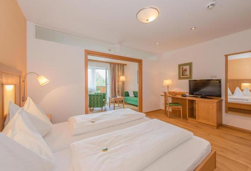 جناح جونيور, Sport & Familienhotel Bärenwirt