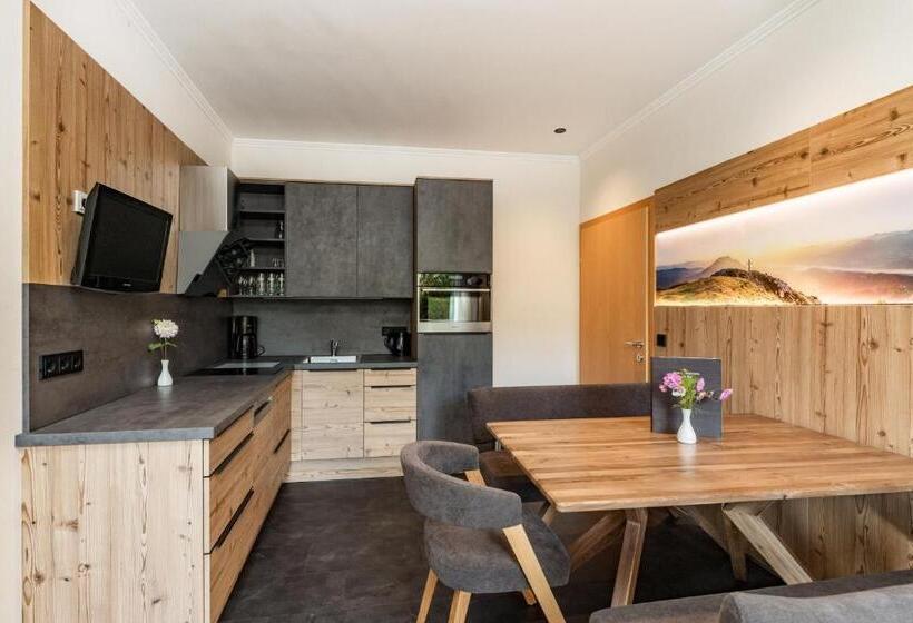 Апартаменты 2 Спальни, Sport & Familienhotel Bärenwirt