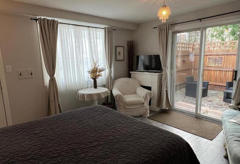 Номер Стандарт, Auberge Old Chelsea
