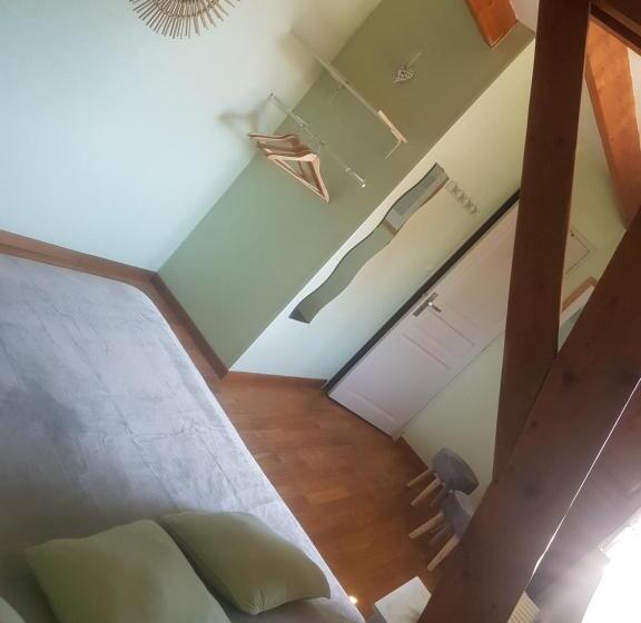 Номер Стандарт Трехместный, Au Cheval Noir