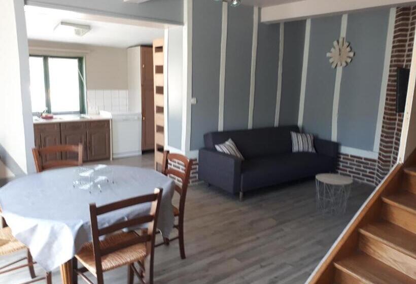 Дом 2 Спальни, Au Cheval Noir