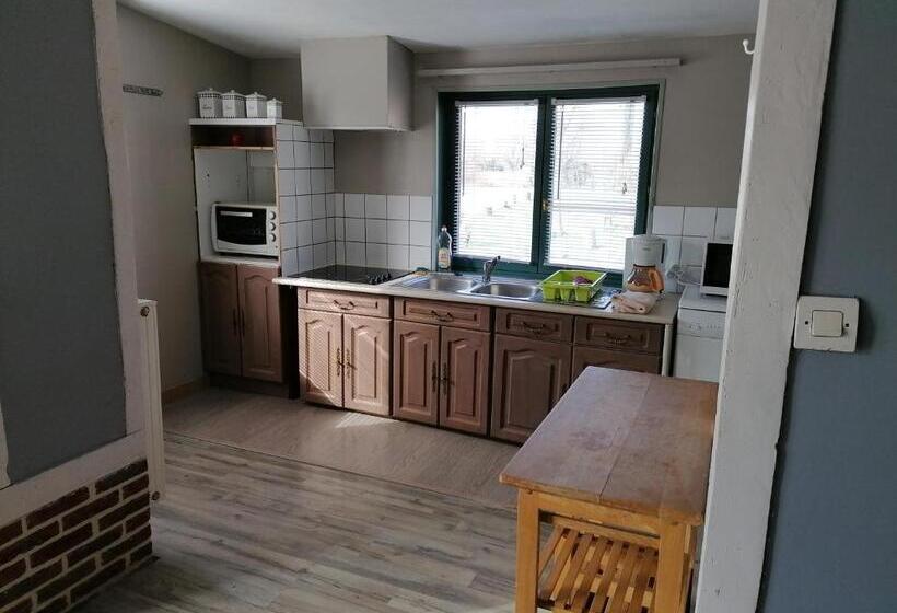 Дом 2 Спальни, Au Cheval Noir