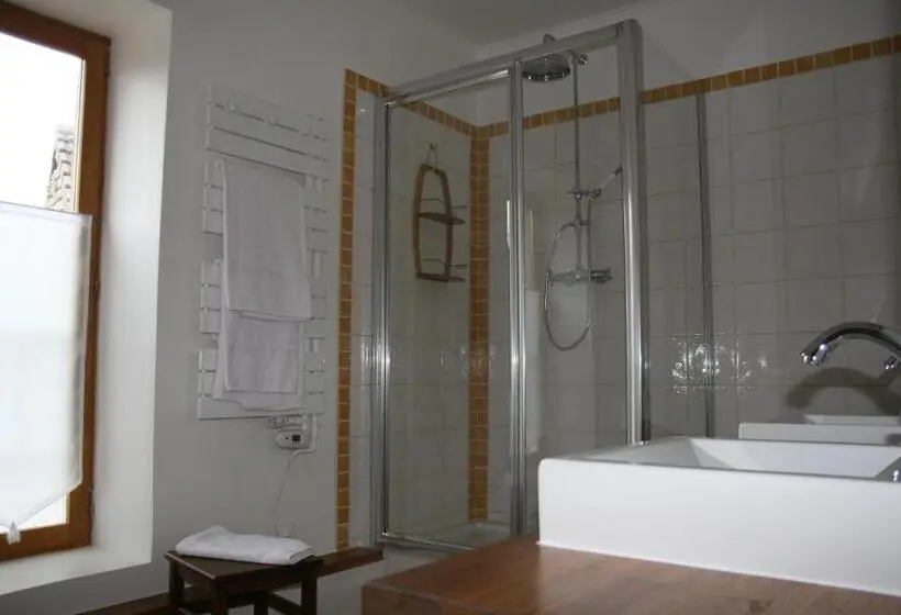 スタンダードインサイドビュールーム, Au Relais De Chaussy