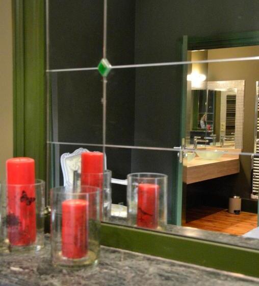 חדר סטנדרט לשלושה, Domaine Des Grands Cèdres