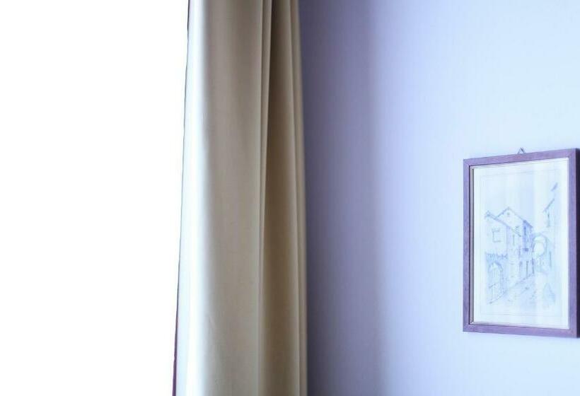 חדר סטנדרט יחיד, Alla Nave