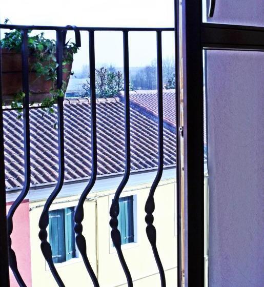 חדר סטנדרט לארבעה, Alla Nave