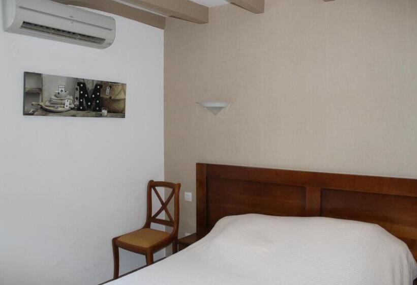 スタンダードルーム, Etchoinia