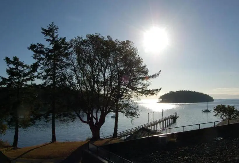 キングサイズベッドのスタンダードルーム, Mayne Island Resort