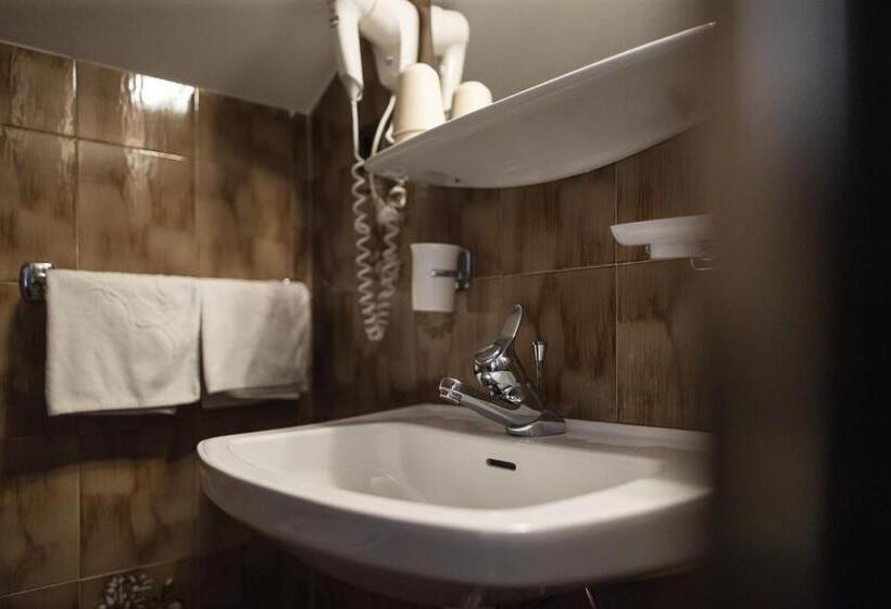 Номер Стандарт Вид на Горы, Mühlwald