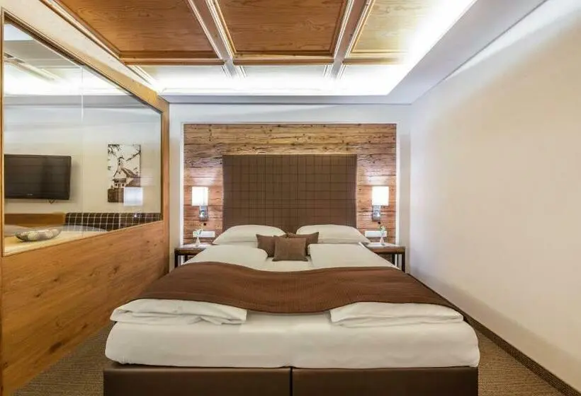 山の見えるジュニアスイート, Maraias   Luxury Suites & Apartments